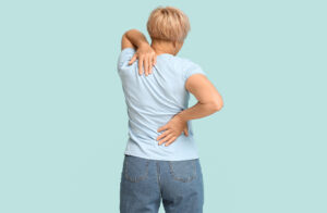 Middle Back Pain: Causes & Clinical Treatment Options